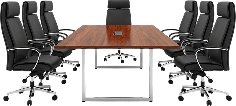 Grande table de conférence en bois foncé avec piétement métallique entourée de huit chaises de bureau en cuir noir sur roulettes.